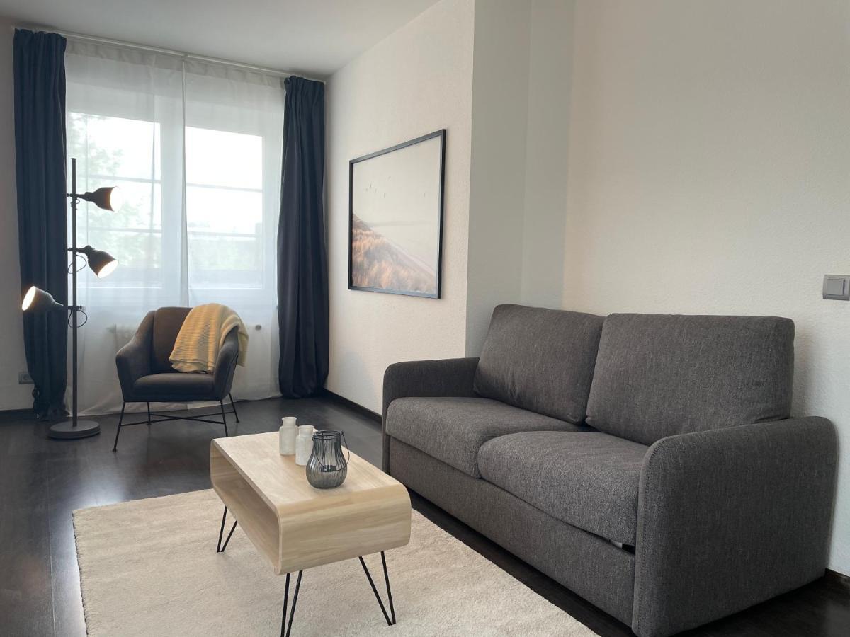 Airport Apartment Fuer 4 - Smart Tv - Kueche - Echarger Hamburg Dış mekan fotoğraf